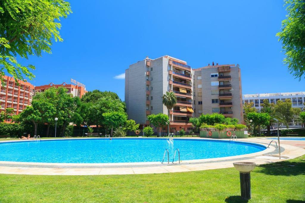Apartamento Салоу Экстерьер фото